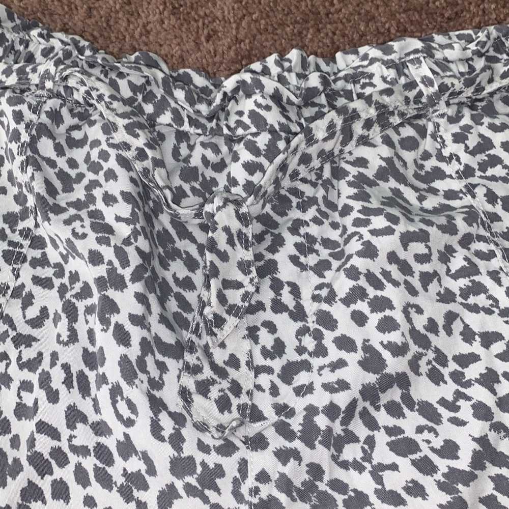 aerie shorts - Picture 2 of 5